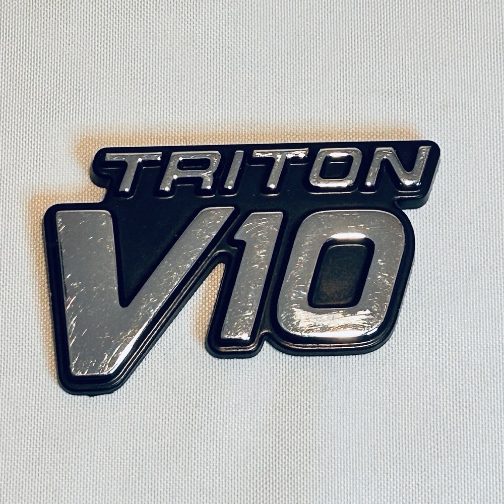 Ford F250 F350 Triton V10 Side Fender Emblem Badge OEM F81B-16702-BA 1999-2004